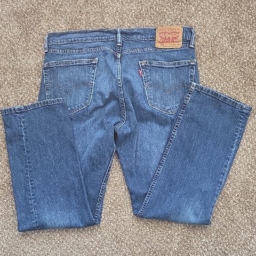 Levi's Men's Blue Straight Jeans
